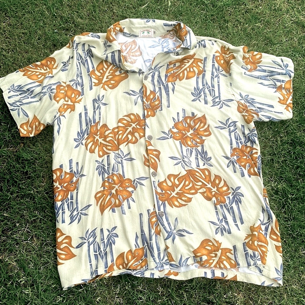 Hawaiin shirt! Men’s XL!